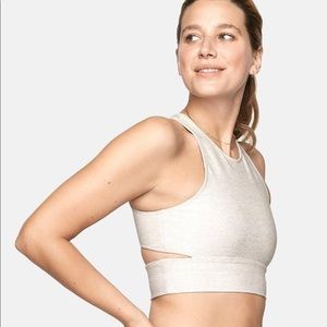 Outdoor Voices Slashback Crop in Oatmeal XS